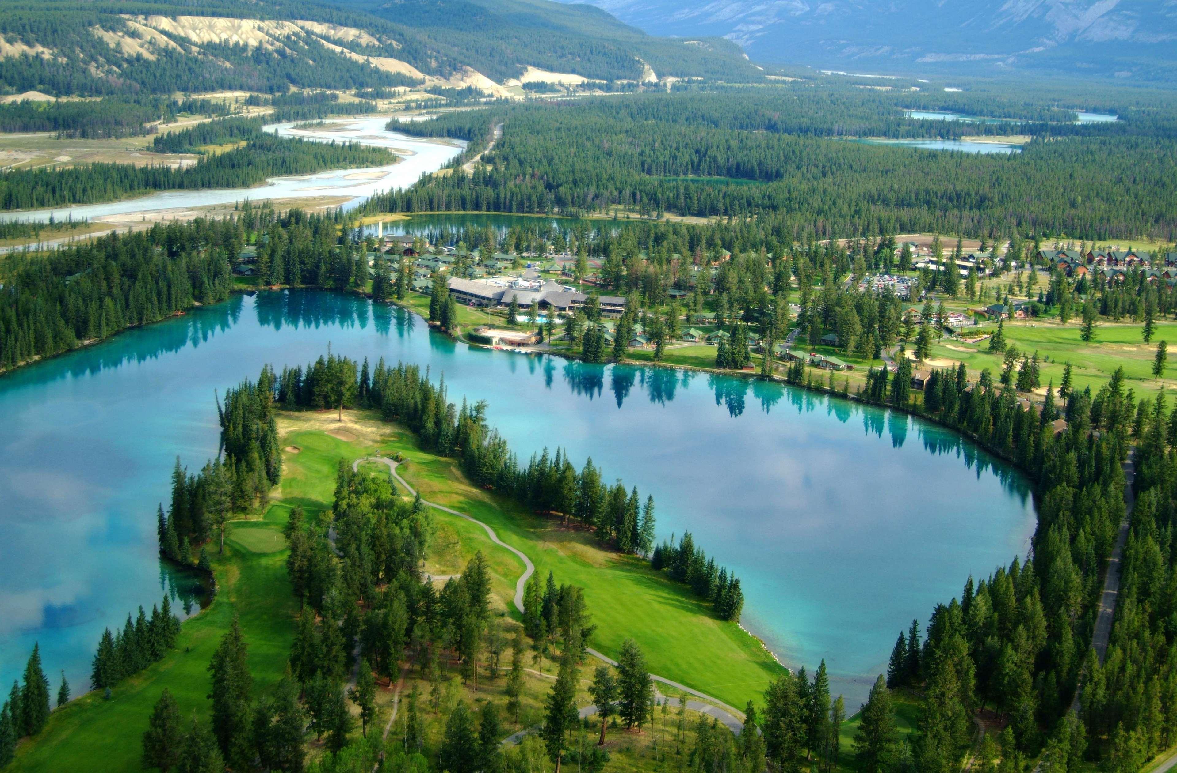 Fairmont Jasper Park Lodge Exterior foto